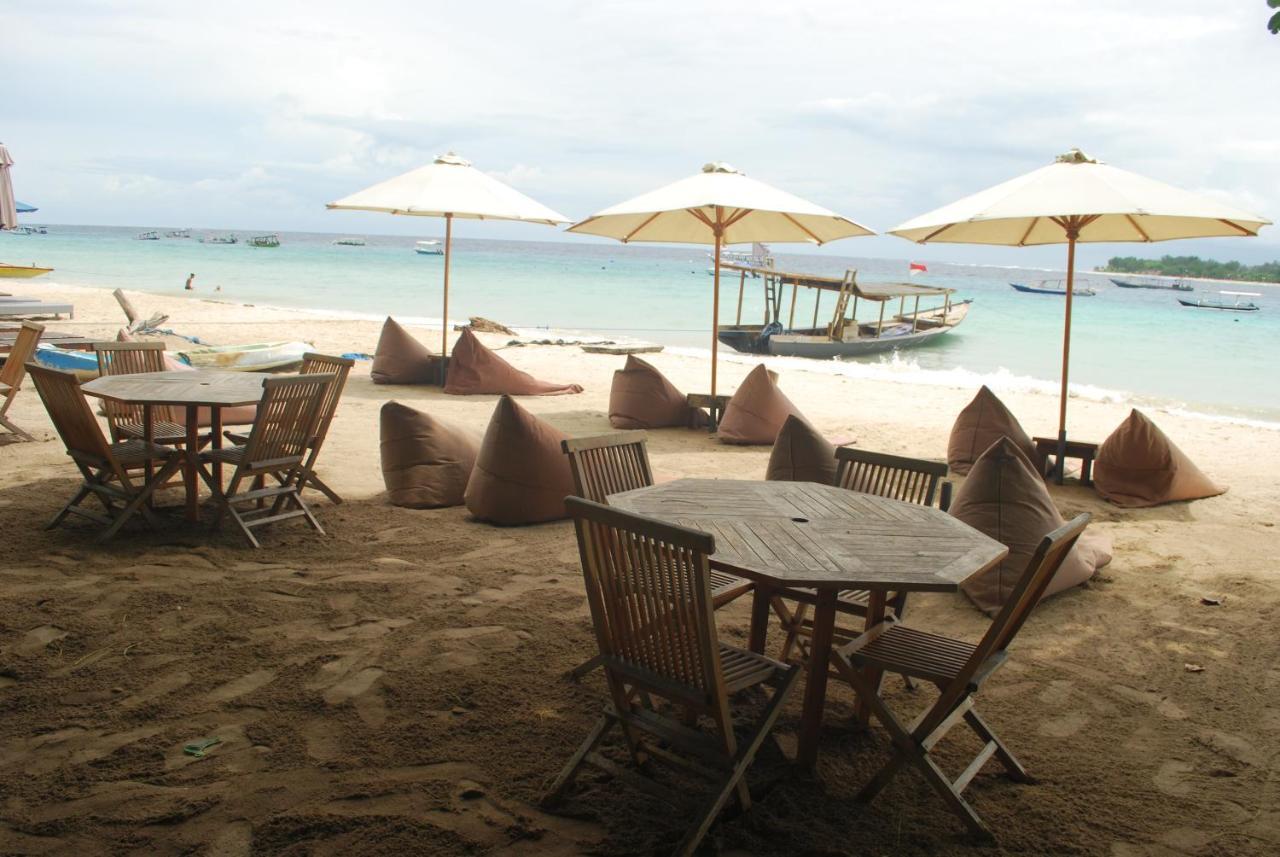 Gili Smile Bungalow Джили Трауанган Екстериор снимка