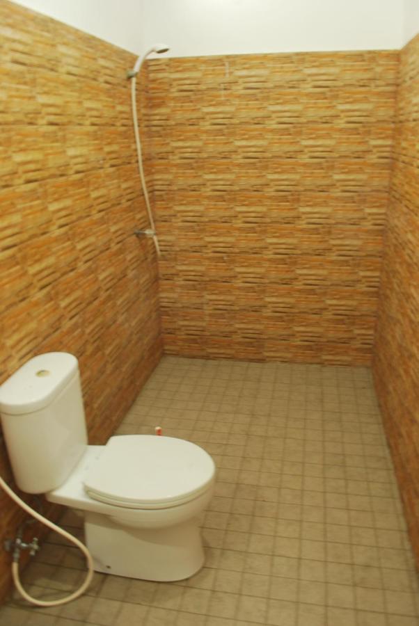 Gili Smile Bungalow Джили Трауанган Екстериор снимка