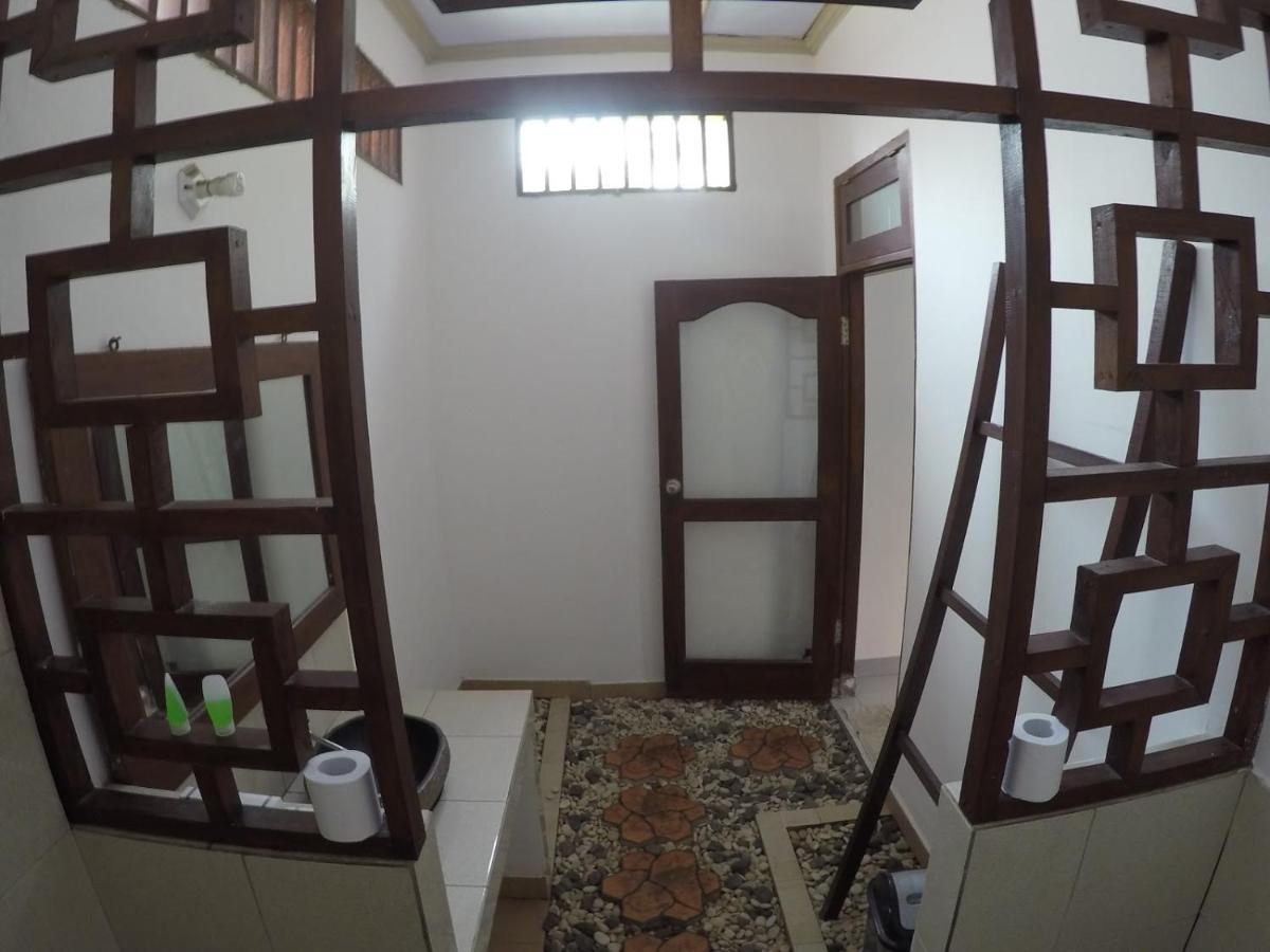 Gili Smile Bungalow Джили Трауанган Екстериор снимка