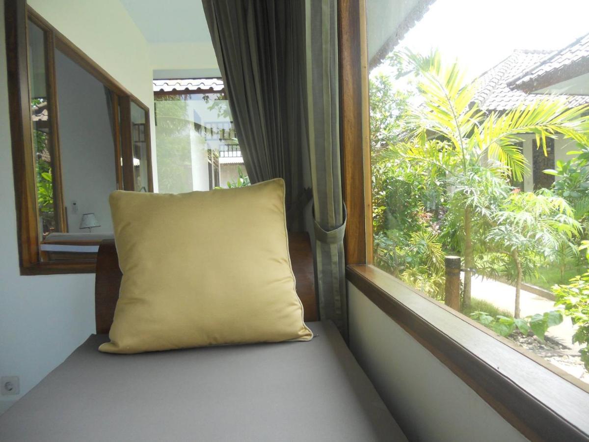 Gili Smile Bungalow Джили Трауанган Екстериор снимка