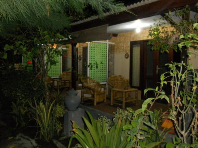 Gili Smile Bungalow Джили Трауанган Екстериор снимка