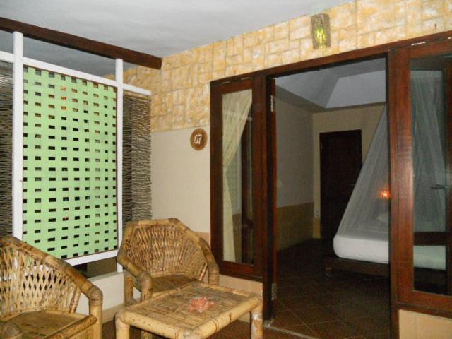 Gili Smile Bungalow Джили Трауанган Екстериор снимка